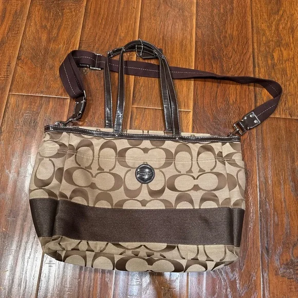 Coach Signature Brown and Cream Tote Bag - Picture 2 of 6
